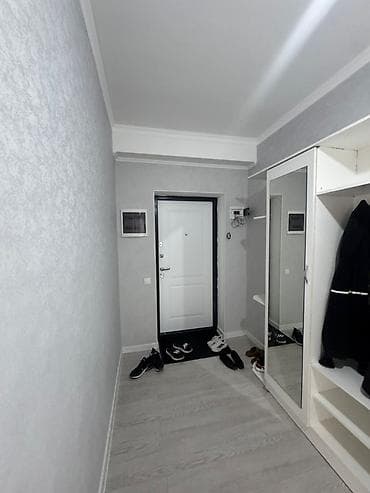 3 комнаты, 92 м², Элитка, 8 этаж, Косметический ремонт — 6