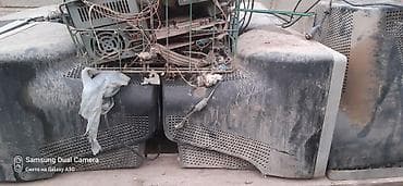 старые мониторы: Монитор, Samsung, ЭЛТ, 16" - 17" — 3