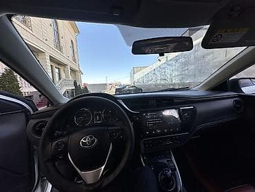 corolla runx: Toyota Levin: 2019 г., 1.8 л, Вариатор, Гибрид, Седан — 6
