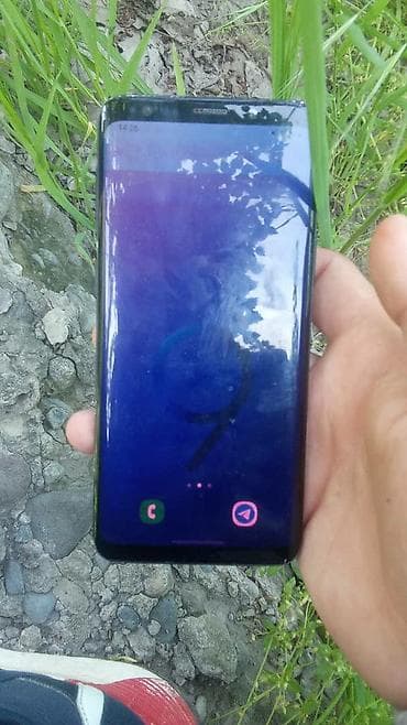 самсунк 8: Samsung Galaxy S9, 64 ГБ, цвет - Черный — 1