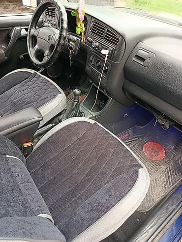 volkswagen golf 1: Volkswagen Golf: 1992 г., 1.8 л, Механика, Бензин, Хэтчбэк — 9