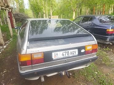 mercedes cls: Audi 100: 1990 г. — 3