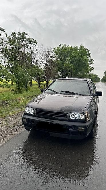 tayota progres: Volkswagen Golf: 1998 г., 1.6 л, Механика, Бензин, Хэтчбэк — 2