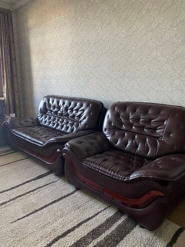 реставрация кожаного кресла: Продаю кожаный диван с креслами 
60000 сомов. Состояние идеальное! — 1