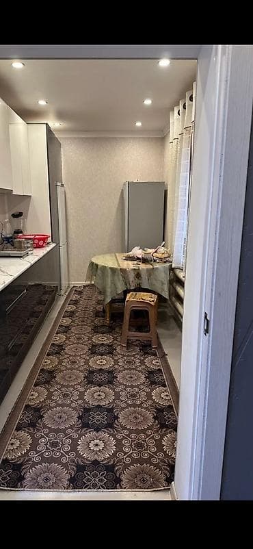 снять квартиру 3 комнаты: 60 м², 4 комнаты, Без подселения — 1