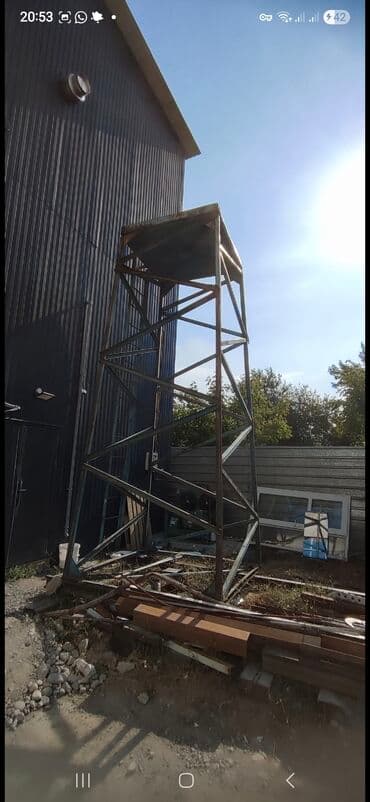 продам лестницу алюминиевую бу: Трансформер тепкич, Бийиктиги: 4–5 м, Колдонулган, Материалы: Металл — 1