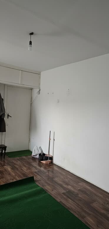 палас стирка: Напольное покрытие — рулонный ковролин зеленого цвета - Материал — 2