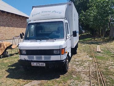 Легкий грузовик, Mercedes-Benz, Стандарт, 3 т, Б/у at lalafo.kg Легкий грузовик, Mercedes-Benz, Стандарт, 3 т, Б/у