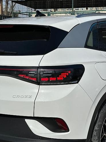 бампер surf: Volkswagen ID.4: 2022 г., Автомат, Электромобиль, Кроссовер — 4