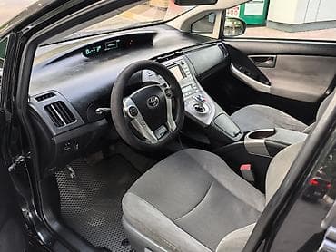 капот ласетти: Toyota Prius: 2012 г., 1.8 л, Вариатор, Гибрид, Хэтчбэк — 7