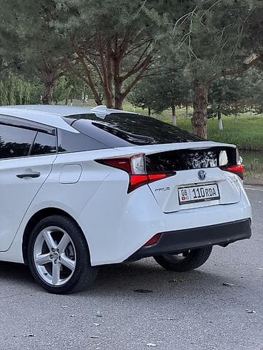 e2 byd: Toyota Prius: 2019 г., 1.8 л, Автомат, Гибрид, Хэтчбэк — 9