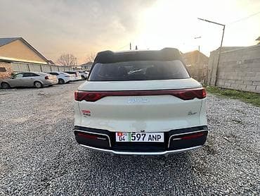 BYD: BYD Yuan Up: 2024 г., Вариатор, Электромобиль, Кроссовер — 3