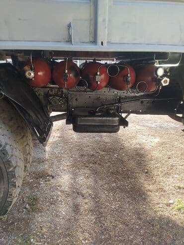 Коммерциялык транспорт: Жүк ташуучу унаа, ZIL, Колдонулган — 6