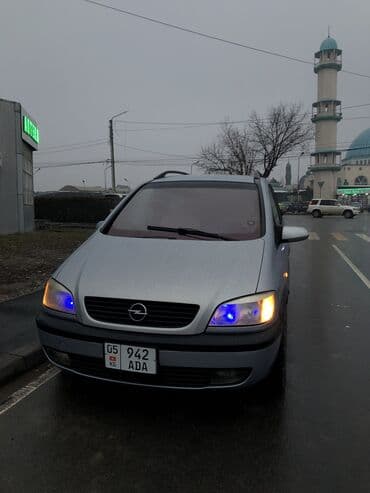 ope: Opel Zafira: 2000 г., 1.8 л, Механика, Бензин, Минивэн — 8