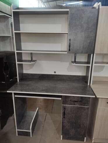 сколько стоит стол для компьютера: Ученический стол НОВЫЕ!!! Российский ламинат В наличии есть расцветки — 5