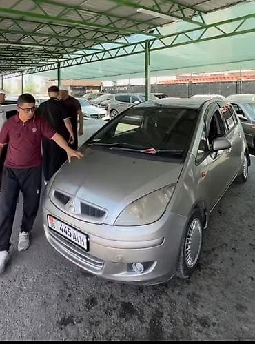 Mitsubishi Colt: 2004 г., 1.3 л