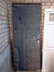 бу эшиктер ош: Ички эшик айнек менен, 200 * x 80 см, Колдонулган — 1