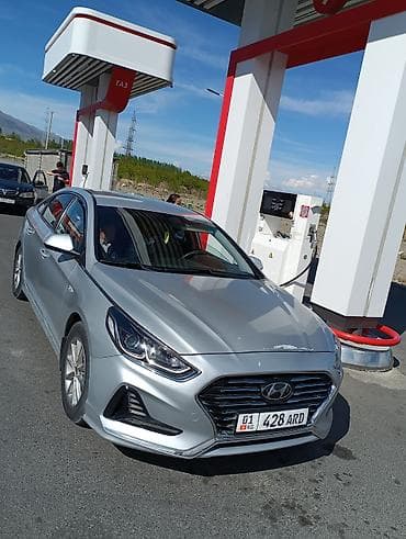 Hyundai Sonata: 2018 г., 2 л, Автомат, Бензин, Седан — 2