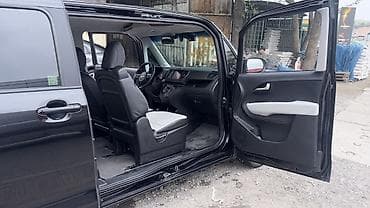 c class w204: Kia Ray: 2023 г., 1 л, Автомат, Бензин, Хэтчбэк — 2