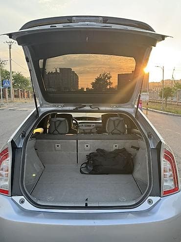 обмен на солярис: Toyota Prius: 2012 г., 1.8 л, Автомат, Гибрид, Хэтчбэк — 8