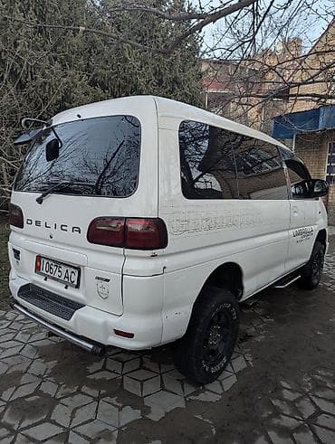tank 3 pro цена: Mitsubishi Space Gear: 2001 г., Минивэн — 7