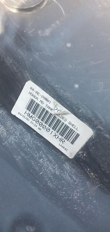 танк: Топливный бак Honda 2002 г., Оригинал — 2