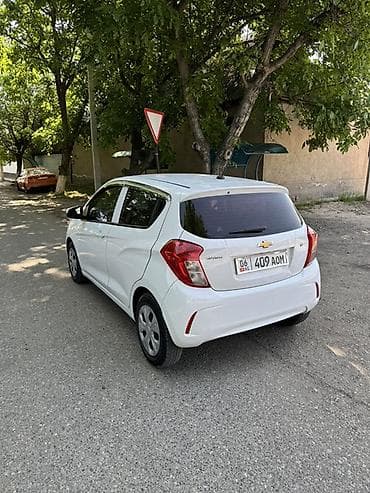Chevrolet Spark: 2018 г., 1 л, Вариатор, Бензин, Хэтчбэк — 4