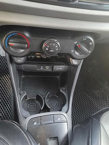 Продажа авто: Kia Morning: 2018 г., 1 л, Автомат, Бензин, Хэтчбэк — 4
