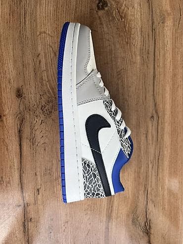 coros pace 3: Мужские кроссовки, 39, Air Jordan, Новый, цвет - Белый, Самовывоз — 1