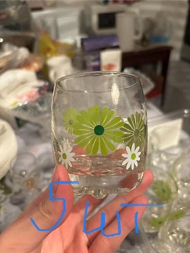 Отдам даром: Отдам даром — 1