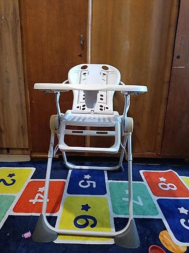 small table: Продаю детский стульчик для кормления, складной. регулятор спинки — 1