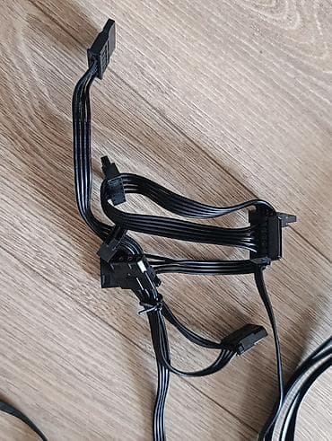 5v: Блок питания, Б/у, DeepCool, 750 Вт, Gold, 750 Вт — 8