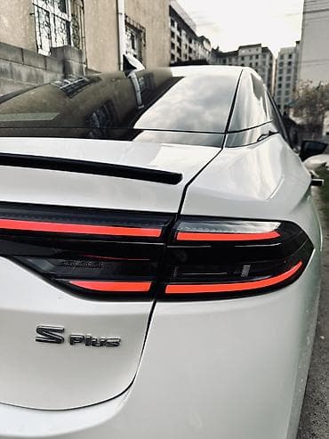 camry 25: AION S Plus — электрический седан Основные особенности: - Полностью — 9