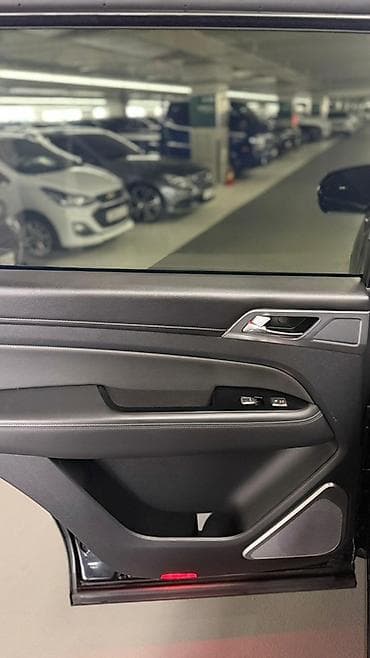 r20 28535: Ssangyong Rexton: 2020 г., Внедорожник — 10