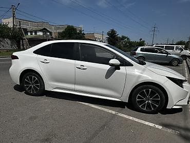 тойота в рассрочку: Toyota Corolla: 2023 г., 1.5 л, Автомат, Бензин, Седан — 2