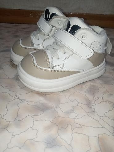 Башка товарлар: ВСЁ ЗА 300 сом! Детская одежда для девочки 2-3 лет. Состав набора: - — 5