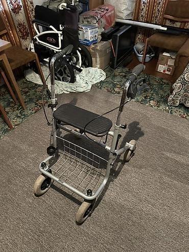 Медтовары: Роллатор (ходунки с колесами) с сиденьем и корзиной - 4 колеса — 1