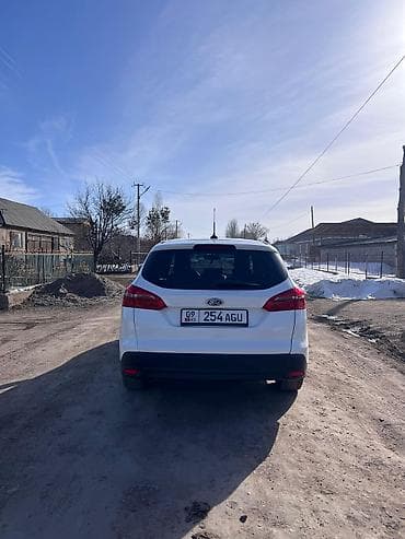 универса: Ford Focus: 2018 г., 1.6 л, Механика, Бензин, Универсал — 2