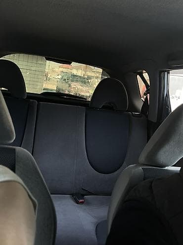 торпеда на фит: Honda Fit: 2004 г., 1.3 л, Автомат, Бензин, Хэтчбэк — 3