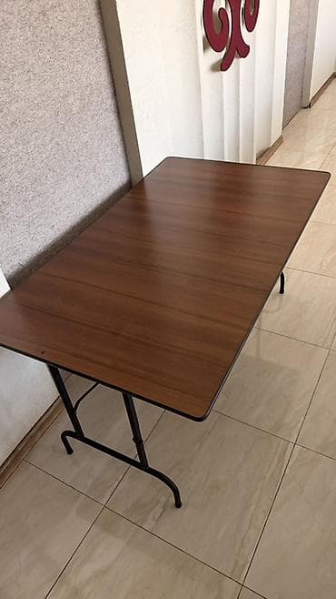 журнал стол: Складной походный стол, Б/у, Дерево, цвет - Коричневый — 2