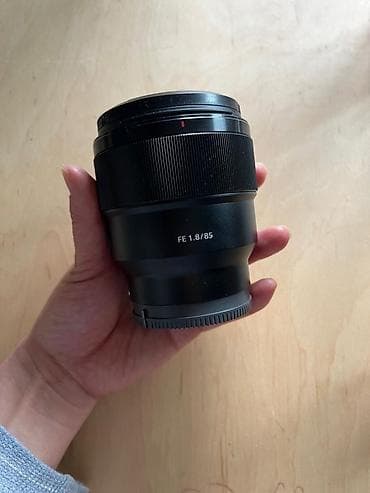 Фото и видеокамеры: Продаю объектив на Sony, 85mm/ 1.8 Бу, использовалась всего — 2