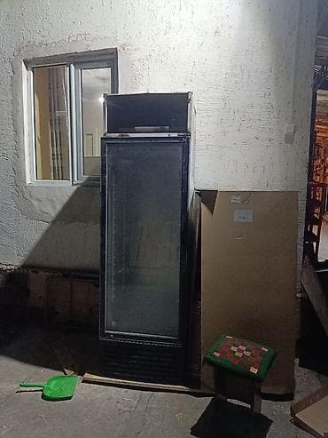 Холодильное оборудование: Не рабочие 3000 тысячи нет матора если снять наклейку будет как новая — 1