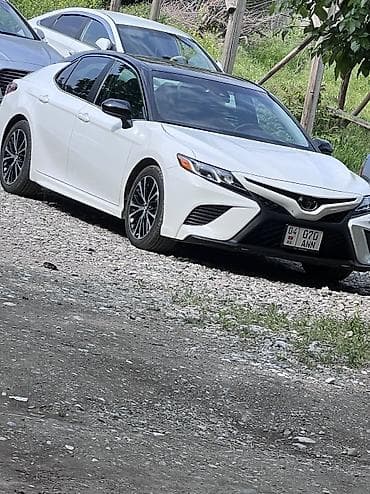 Унаа: Toyota Camry: 2018 г., 2.5 л, Автомат, Бензин, Седан — 4