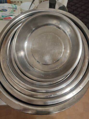 маленький чайник: Миски (тазы) металлические облегченные 7 шт. В хорошем состоянии — 6