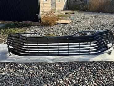 4x4: Решетка радиатора Toyota Новый, Аналог — 4