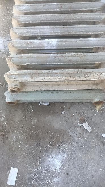 Радиаторлор, батареялар: Чугунные радиаторы отопления (секционные) - Материал: чугун - — 2