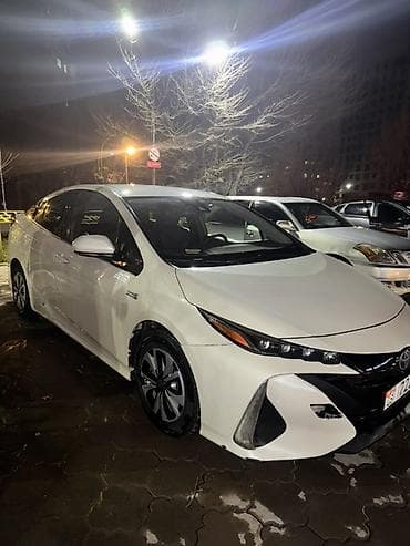 Продажа авто: Toyota Prius: 2019 г., 1.8 л, Робот, Гибрид, Лифтбек — 8