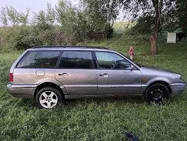 бишкек авто машина: Volkswagen Passat: 1994 г., 1.9 л, Кол менен иштөөчү, Бензин, Универсал — 5