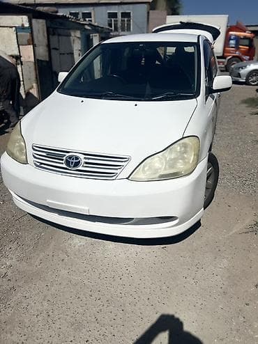 банперы: Бампер Toyota — 4
