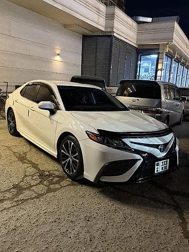 Toyota Camry: 2020 г., 2.5 л, Автомат, Бензин, Седан at lalafo.kg Toyota Camry: 2020 г., 2.5 л, Автомат, Бензин, Седан